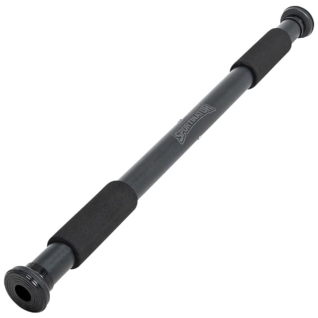 Barre de porte télescopique SPORTINATOR grise avec un manchon en mousse noire vers chaque extrémité et des embouts nervurés