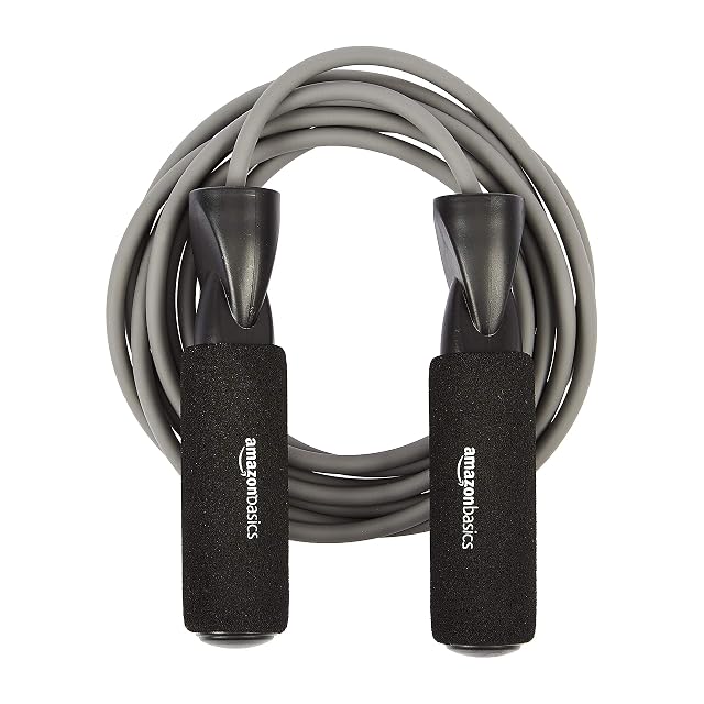 Corde à sauter Amazon Basics grise avec poignées recouvertes de mousse