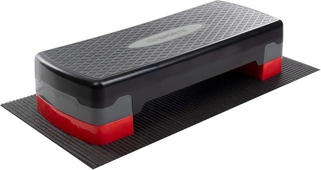Planche de step aérobic ScSPORTS avec surface texturée et tapis de sol de protection