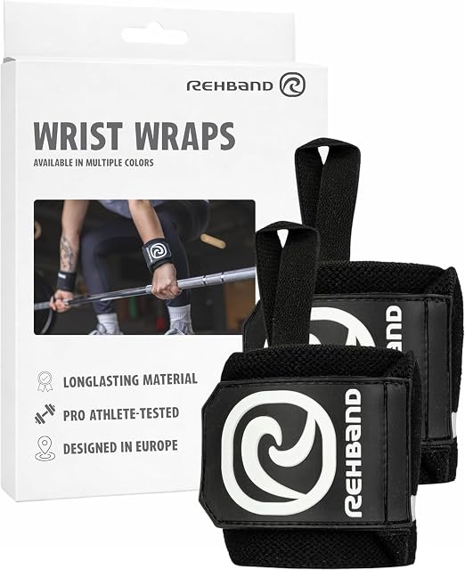 Bandes de poignet Rehband noires devant leur boîte, qui porte « pro athlete-tested » et « designed in Europe »